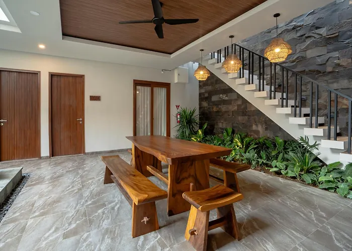 Гостевой дом Miles Coliving Bali, Close To Seminyak And Canggu 3*