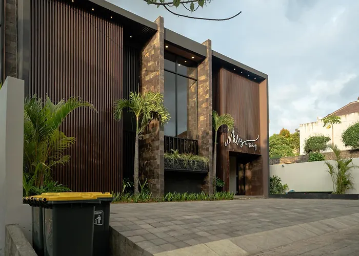 Miles Coliving Bali, Close To Seminyak And Canggu 3* Керобокан