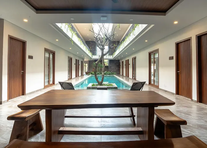 Гостевой дом Miles Coliving Bali, Close To Seminyak And Canggu Керобокан